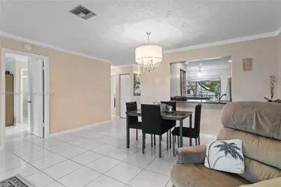 145 S Laurel Dr #606, Margate, FL 33063 - Photo 18