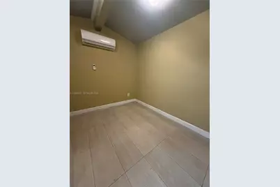 6Xxx Dawson St #D, Hollywood, FL 33023 - Photo 2