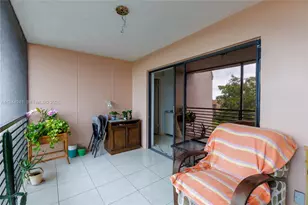2981 N Nob Hill Rd, Sunrise, FL 33322 - Photo 2