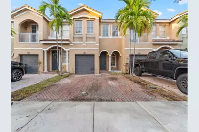 2441 SE 14th St, Homestead, FL 33035 - Photo 1