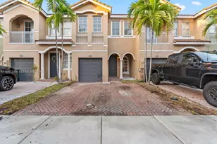 2441 SE 14th St, Homestead, FL 33035 - Photo 1