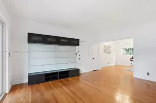 9881 W Bay Harbor Dr, Bay Harbor Islands, FL 33154 - Photo 6