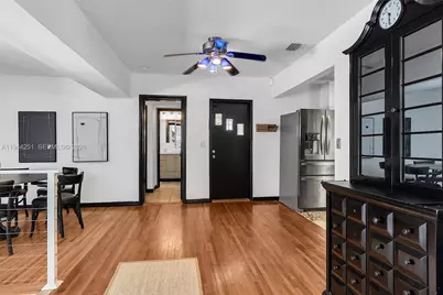 660 NE 121st St, Biscayne Park, FL 33161 - Photo 10