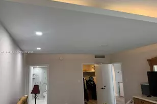 5401 SE Collins Ave, Miami Beach, FL 33140 - Photo 30