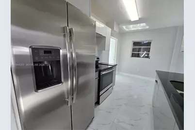1320 NE 211th Ter, Miami, FL 33179 - Photo 16
