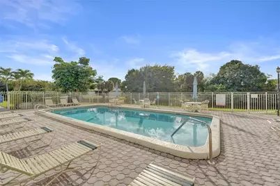 505 S Pine Island Rd #405B, Plantation, FL 33324 - Photo 34