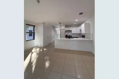 8922 W 35th Way #8922, Hialeah, FL 33018 - Photo 2