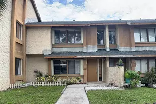 242 Wimbledon Lake Dr, Plantation, FL 33324 - Photo 24