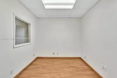 2021 Coolidge St #102, Hollywood, FL 33020 - Photo 4