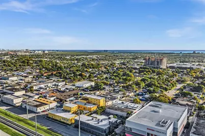 2021 Coolidge St #102, Hollywood, FL 33020 - Photo 8