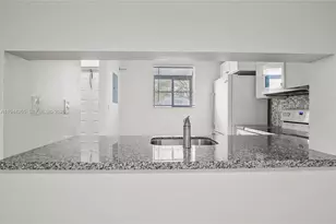 606 Gardens Dr, Pompano Beach, FL 33069 - Photo 18