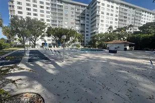 3800 Hillcrest Dr, Hollywood, FL 33021 - Photo 28