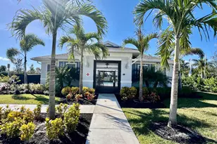 405 SE Crossoak Ln, Port Saint Lucie, FL 34984 - Photo 22