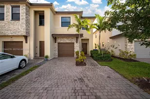 24985 SW 107th Ct, Homestead, FL 33032 - Photo 1