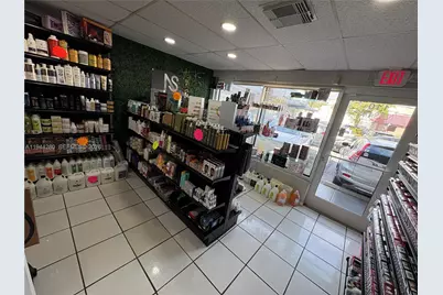 110 SW 27th Ave, Miami, FL 33135 - Photo 4