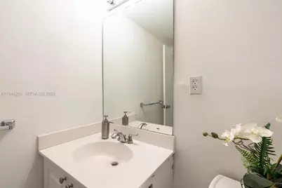 19370 Collins Ave #207, Sunny Isles Beach, FL 33160 - Photo 10