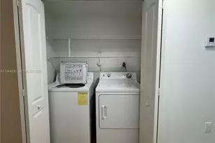 2341 NW 33rd St, Oakland Park, FL 33309 - Photo 12