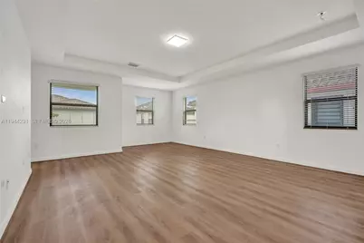3504 W 94th St, Hialeah, FL 33018 - Photo 30