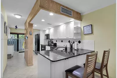 87200 Overseas Hwy #M2, Plantation Key, FL 33036 - Photo 8