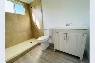 915 NW 59th St, Miami, FL 33127 - Photo 14