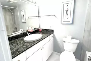 200 Diplomat Pkwy, Hallandale Beach, FL 33009 - Photo 14