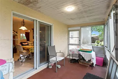 412 SW Natura Ave, Deerfield Beach, FL 33441 - Photo 24