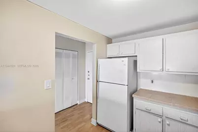 16851 NE 23rd Avenue #619, North Miami Beach, FL 33160 - Photo 8