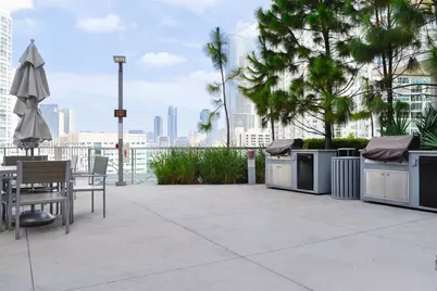 68 SE 6th St #2710, Miami, FL 33131 - Photo 22