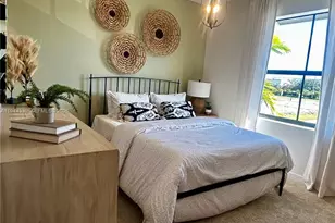 453 NE 13th St, Florida City, FL 33034 - Photo 8