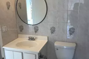 4717 NW 7th St, Miami, FL 33126 - Photo 8