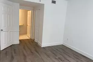 17145 N Bay Rd, Sunny Isles Beach, FL 33160 - Photo 6