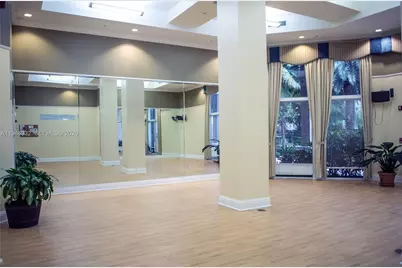 17145 N Bay Rd #4312, Sunny Isles Beach, FL 33160 - Photo 34