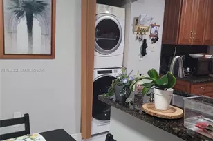 5350 W 21st Ct, Hialeah, FL 33016 - Photo 14