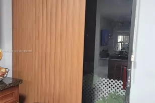 5350 W 21st Ct, Hialeah, FL 33016 - Photo 12