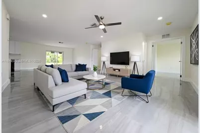 813 Bell Blvd S, Lehigh Acres, FL 33974 - Photo 10