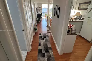 8900 Washington Blvd, Pembroke Pines, FL 33025 - Photo 8