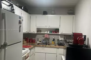 6130 W 19th Ave, Hialeah, FL 33012 - Photo 10