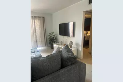 6130 W 19th Ave #210, Hialeah, FL 33012 - Photo 8