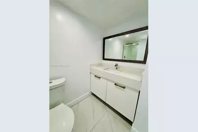 18041 Biscayne Blvd #1605, Aventura, FL 33160 - Photo 24