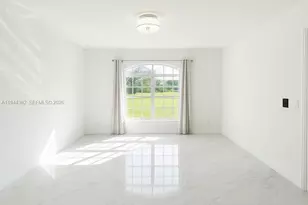 5513 Palmetto Dr, Fort Pierce, FL 34982 - Photo 8