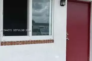 7011 Pembroke Rd, Pembroke Pines, FL 33023 - Photo 2