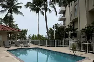 16590 NE 26th Ave, North Miami Beach, FL 33160 - Photo 2
