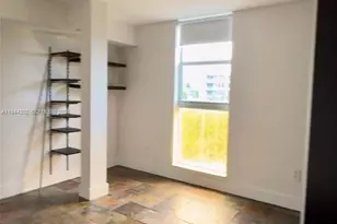 16590 NE 26th Ave, North Miami Beach, FL 33160 - Photo 14