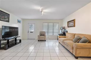5011 NW 51st St, Tamarac, FL 33319 - Photo 6