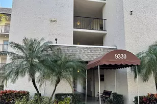 9330 Lagoon Pl, Davie, FL 33324 - Photo 16