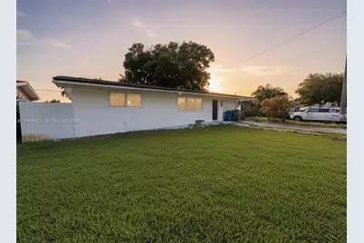 8600 Taft St #8600, Pembroke Pines, FL 33024 - Photo 2