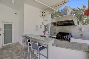 6515 Collins Ave, Miami Beach, FL 33141 - Photo 28