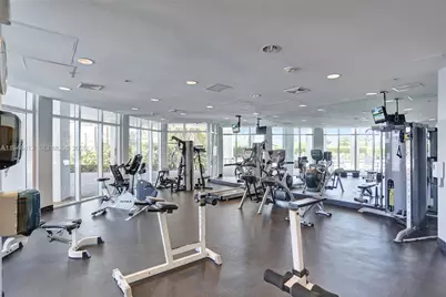 6515 Collins Ave #1806, Miami Beach, FL 33141 - Photo 18