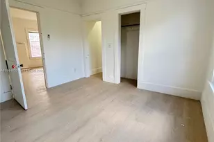 2035 NW 26th St, Miami, FL 33142 - Photo 16