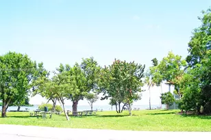 2884 SE 2nd Dr, Homestead, FL 33033 - Photo 26